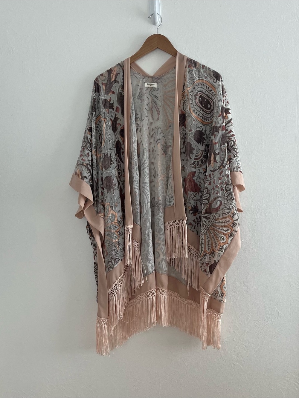 World Market Dusty Pink and Gray Paisley Kimono One Size Burnout Velvet Fringe
